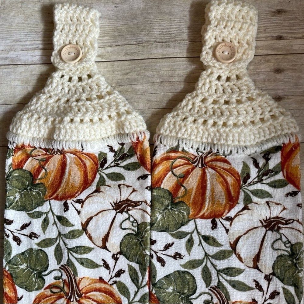 Pumpkins/Autumn Crochet Top Hanging Towel Set of Two Single Thickness - Picture 2 of 5